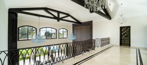 6 Schlafzimmer Villa in Marbella, Spain, Nr. 101878 9