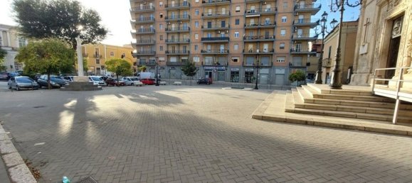 Imóvel comercial em Foggia, Italy 400 m² N.º 263629 9