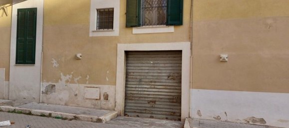 Imóvel comercial em Foggia, Italy 400 m² N.º 263629 2