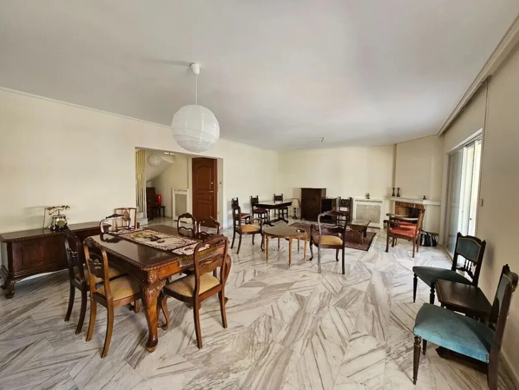 Apartamento de 3 dormitorios en Nea Smyrni, Greece No. 70435