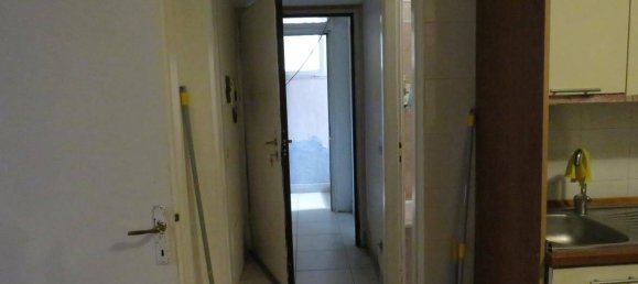 3 bedrooms Apartment in Milan, Italy No. 276203 5