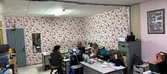 262m² Shop in Grogol Petamburan, Indonesia No. 1829 10