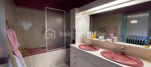 2 Schlafzimmer Wohnung in Orne, France, Nr. 295361 6