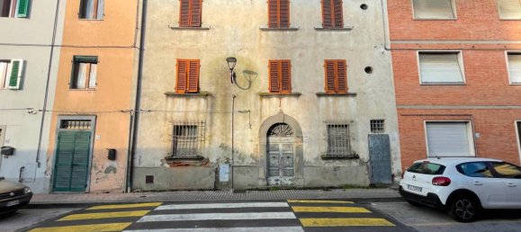 6 غرف نوم منزل في Chiesina Uzzanese, Italy رقم 143187 2