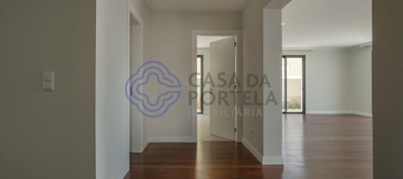 3 bedrooms House in Funchal, Portugal No. 94305 9