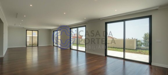 3 bedrooms House in Funchal, Portugal No. 94305 10