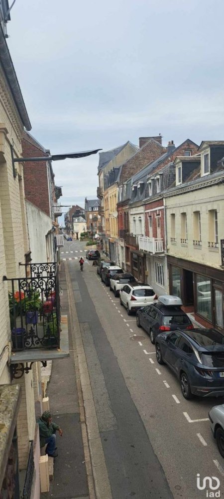 Casa de 4 dormitorios en Mers-les-Bains, France No. 256148