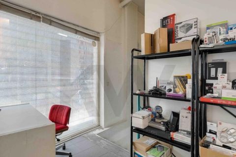 Propiedad comercial en Amadora, Portugal 141 m² No. 214979