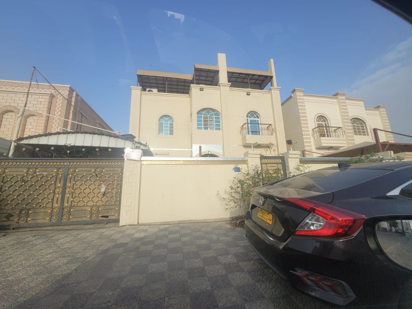 8 bedrooms Villa in Muscat, Oman No. 1098