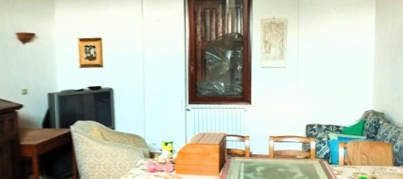 8-salle Villa à Monghidoro, Italy No. 92472 40