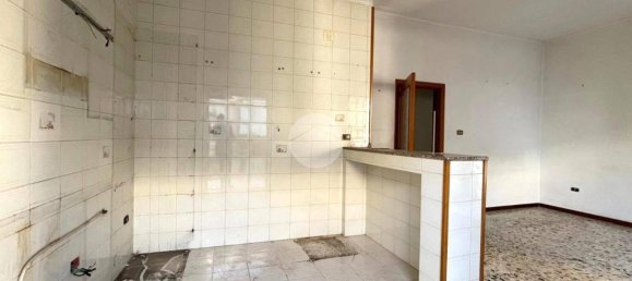 3 bedrooms Apartment in Castellammare di Stabia, Italy No. 211100 18