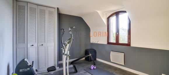 5 bedrooms House in Chatou, France No. 188841 7