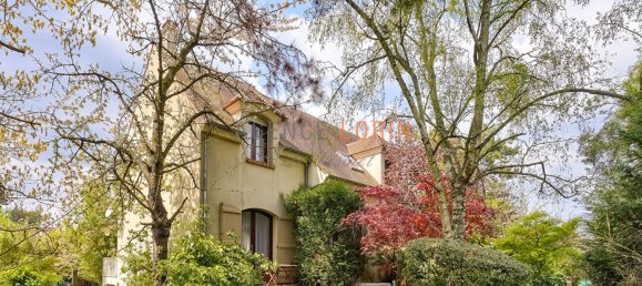 5 bedrooms House in Chatou, France No. 188841 14