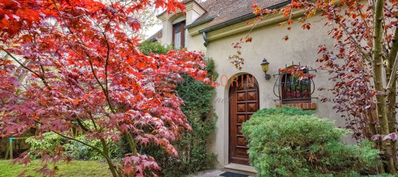 5 bedrooms House in Chatou, France No. 188841 13