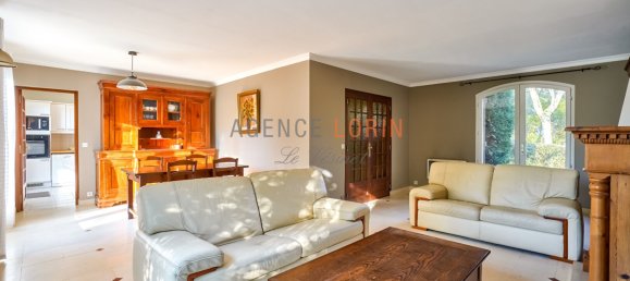 5 bedrooms House in Chatou, France No. 188841 2