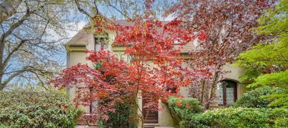 5 bedrooms House in Chatou, France No. 188841 12