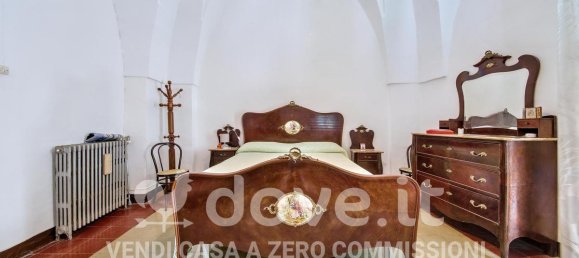 Edificio de 9 dormitorios en Oria, Italy No. 357127 34