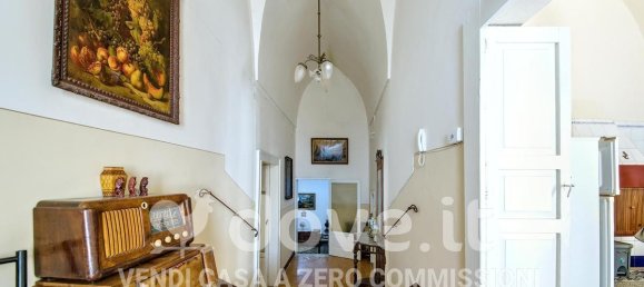 Edificio de 9 dormitorios en Oria, Italy No. 357127 27