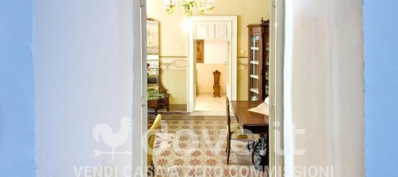 Edificio de 9 dormitorios en Oria, Italy No. 357127 32