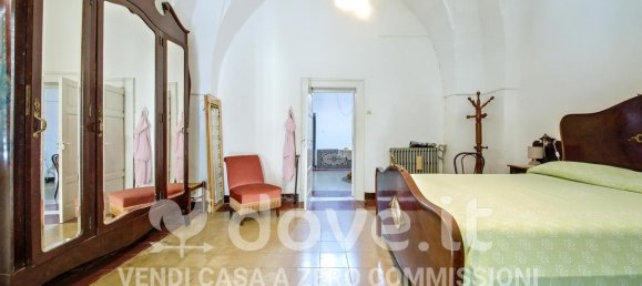 Edificio de 9 dormitorios en Oria, Italy No. 357127 37