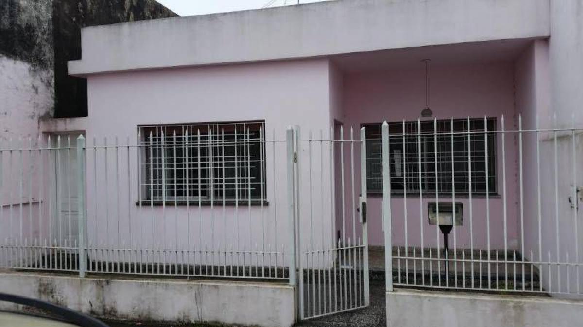 2 bedrooms House in Lanus, Argentina No. 8794