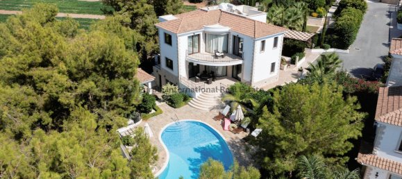 Villa T4 em Argaka, Cyprus N.º 1310 6