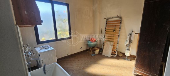 3 Schlafzimmer Haus in Foresto Sparso, Italy, Nr. 92121 17