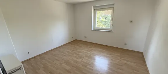 Edificio de 5 dormitorios en Hof, Germany No. 300407 4