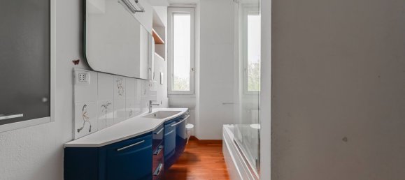 3 bedrooms Penthouse in Milan, Italy No. 362704 10