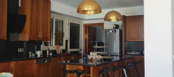 5 bedrooms House in Pervolia, Cyprus No. 6560 13