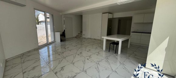 3 Schlafzimmer Villa in Forcalqueiret, France, Nr. 338506 2