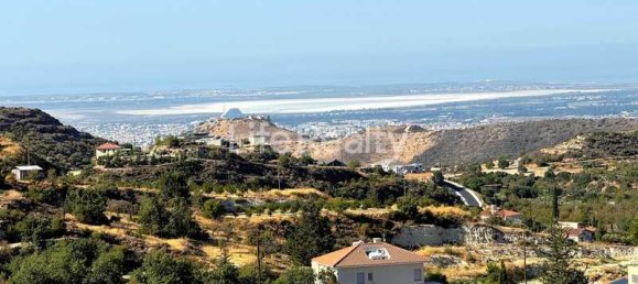 4 bedrooms House in Fasoula, Cyprus No. 15320 17