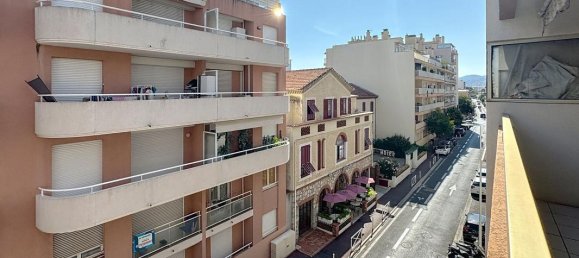 2 bedrooms Apartment in Antibes, France No. 299800 7