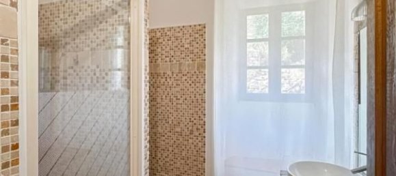 5 bedrooms Townhouse in Corbara, France No. 266134 9