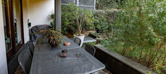 Apartamento de 3 divisões em Monza, Italy N.º 39821 21