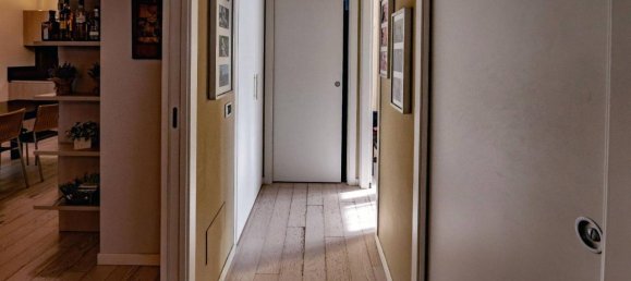 Apartamento de 3 divisões em Monza, Italy N.º 39821 17