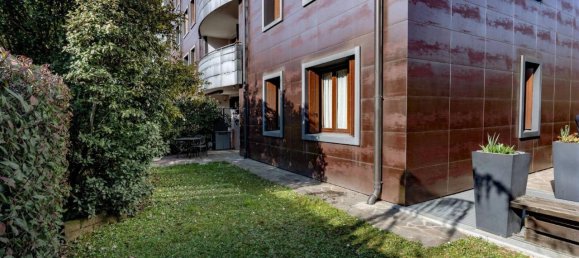 Apartamento de 3 divisões em Monza, Italy N.º 39821 24