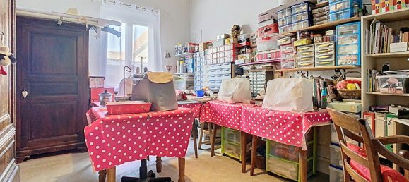 Casa de 5 dormitorios en Marnay, France No. 205680 13