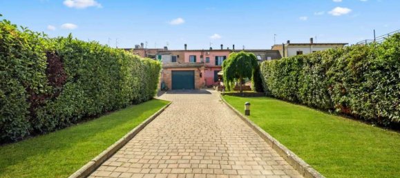 9 rooms Apartment in Montepulciano, Italy No. 188890 19