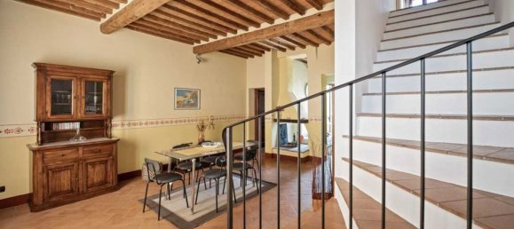 9 rooms Apartment in Montepulciano, Italy No. 188890 7