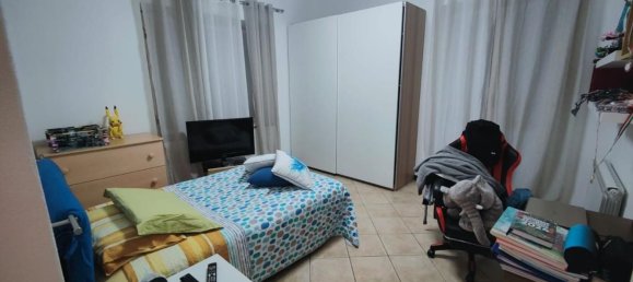 6 rooms Apartment in Sarzana, Italy No. 62933 9