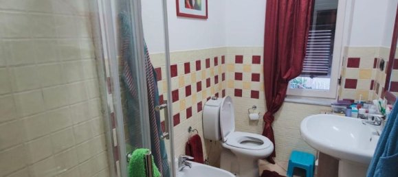 6 rooms Apartment in Sarzana, Italy No. 62933 11