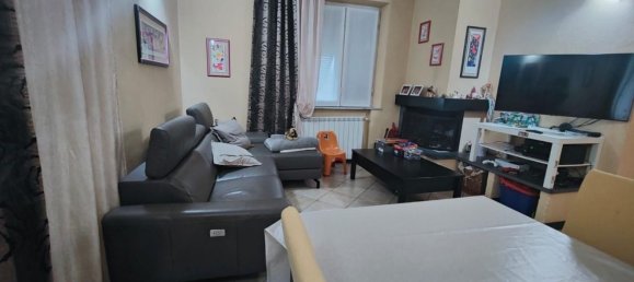 6 rooms Apartment in Sarzana, Italy No. 62933 5