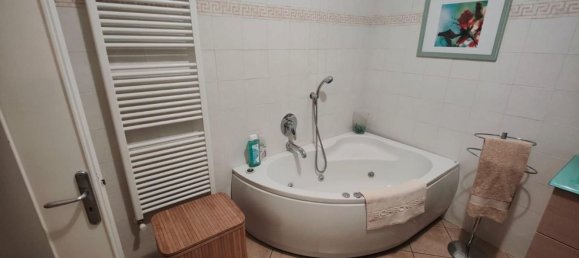 6 rooms Apartment in Sarzana, Italy No. 62933 14
