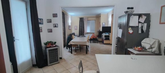 6 rooms Apartment in Sarzana, Italy No. 62933 2