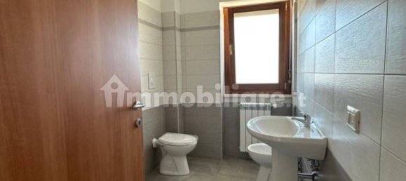 2 Schlafzimmer Wohnung in Monterotondo, Italy, Nr. 301229 9
