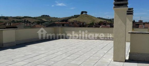 2 Schlafzimmer Wohnung in Monterotondo, Italy, Nr. 301229 11