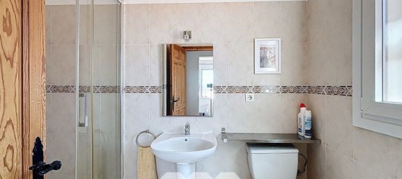 3 bedrooms Villa in Arenas, Spain No. 131053 27