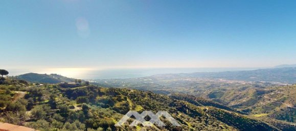 3 bedrooms Villa in Arenas, Spain No. 131053 30