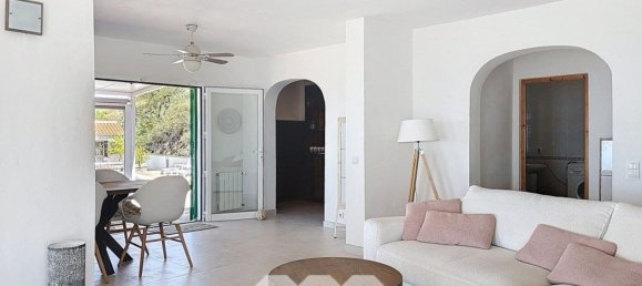 3 bedrooms Villa in Arenas, Spain No. 131053 11